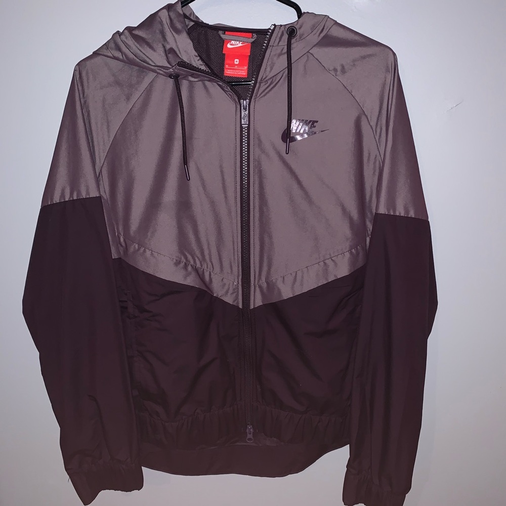 Nike windbreaker